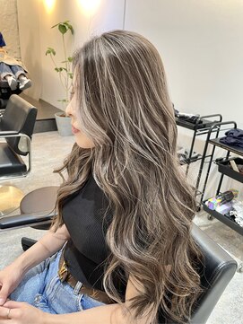 ブレンド 渋谷(BLend) ハイライトカラーマチルダボブインナーグレージュ前髪