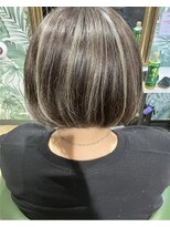 マドゥーズ ヘアショップ(Madoo's hair shop)&nbsp;刈り上げ前下がりボブ