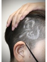 カー(KAH)&nbsp;バリアート　刈り上げ女子　ハンサムショート　漢字