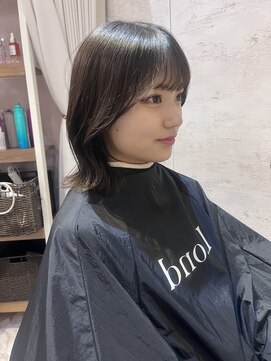 ロンドローズ 名古屋(Lond damaskRose) ブリーチ 学割 オリーブベージュ レイヤーカット リタッチ 361