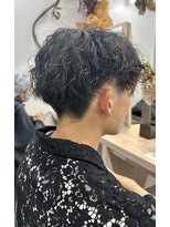 サロンドジョー(salon de joe) ツイストスパイラルパーマメンズマッシュ刈り上げ 奥東巧真