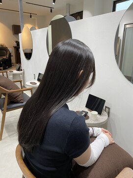 グラフ 立川(Graph.) 透明感カラー Aujua髪質改善トリートメント