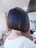 前下がりレイヤーボブ