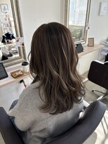 クレヴィア ヘア ビューティー(crevia hair beauty)&nbsp;レイヤー　大人オリーブグレージュ☆