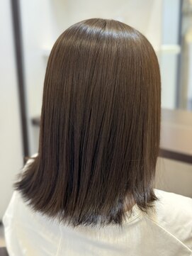 アナザーワールドココン(ANOTHER WORLD cocon) 艶感外はねボブ