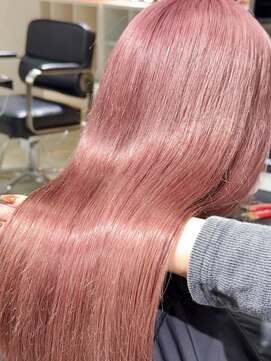 ゲームバイアランスミシー 心斎橋(GAME by Alan Smithee) ピンクベージュ/ピンクカラー/ケアブリーチ/心斎橋ブリーチ/艶髪