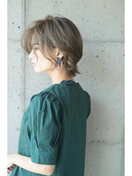 エル(LE) 【LE】30代40代50代◎大人ショート/耳掛け/ウルフ/レイヤー