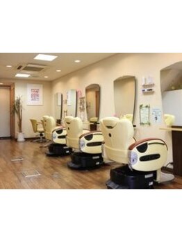 カジュアルな雰囲気のHair Douceで自分をアップデート！理想のスタイルを実現する特別なひとときを♪