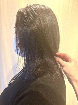 ココカラヘアー ニコ(cococara hair nico) インナーカラー/ブルー/デザインカラー/ブリーチ/髪質改善