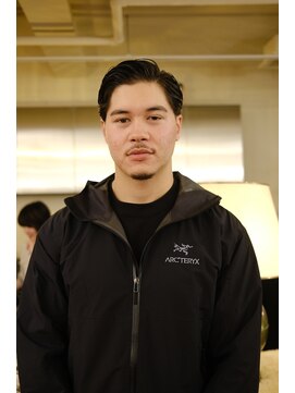 ランプ 代官山(the lamp) メンズバーバースタイルテーパーフェード毛流れセンターパート