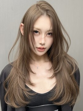 イキ 表参道(iki omotesando) レイヤーカット/バレイヤージュ/ブリーチ/髪質改善[表参道駅]
