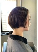 ショートボブ