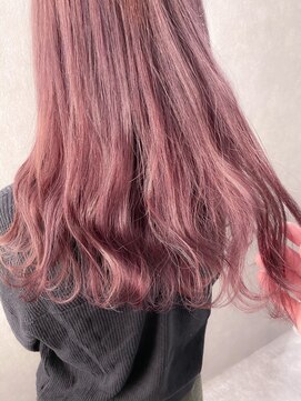 ジーナ 博多(Zina) 小顔セミウェットウェーブピンクベージュハイライトカラー