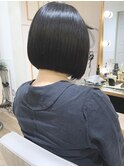 丸みボブ　黒髪　ナチュラルストレート