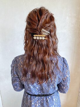 ベルビアンカ(Belle BIANCA) Belle BIANCA ハーフアップアレンジ/赤みブラウン by Orie