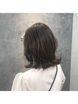 アパートメント オブ ソロン(The Apartment of Solon) 【所渉】切りっぱなし!ミディアムレイヤー!グレージュ!