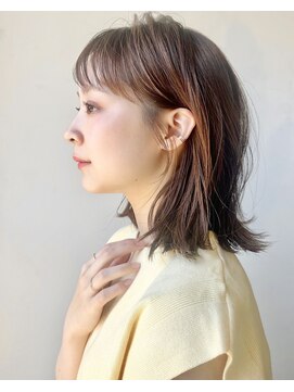 ガーデン オオタカノモリ(garden otakanomori) 20代30代40代斜めバング×グレージュカラー×大人外ハネくびれb