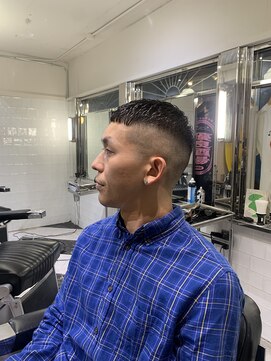 メリケンバーバーショップ フクオカ(MERICAN BARBERSHOP FUK) ハイライトマッシュパーマウルフアッシュブラック