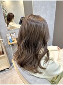 シフォングレージュカラー