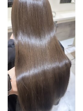 ノーチェ(noche) モカベージュカラー