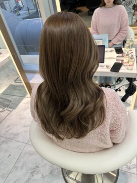 ロンドルピナス 小倉(Lond Lupinus) ミディアムヘア暗めカラー/デザインカラー/フェイスフレーミング