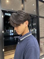 カルム(kalm)&nbsp;メンズセンターパートウルフセンターパートニュアンスパーマ襟足