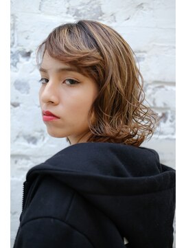 ヘア ラボ ニコ 藤沢店(hair Labo nico...) 外はねボブ ハイライト