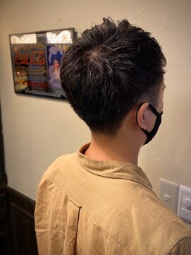 バレス 田町(BALES) [スキンフェード/ツイストスパイラル/田町]