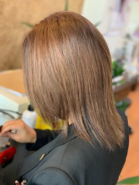 アークスヘアー ピンクべージュ髪質改善でツヤ美髪に★ナチュラルストレート