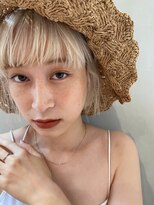 ローウェ 渋谷(Louwe)&nbsp;切りっぱなしボブ外国人風センターパート[渋谷/渋谷駅]