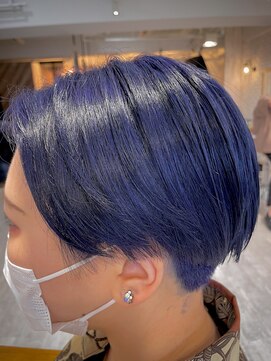 シエル 千葉店(CIEL) 刈り上げショート×濃いめブルー