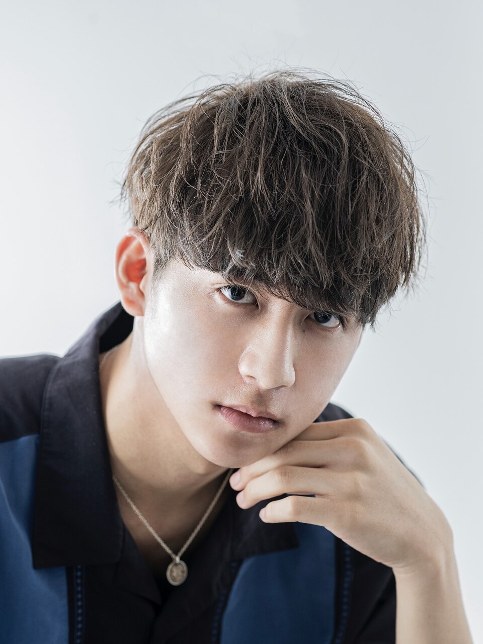 メンズ ツイストスパイラル刈り上げマッシュスパイラルパーマ