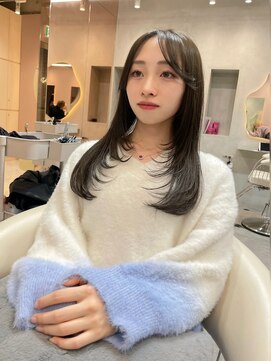 グロー 大宮(GLROW) ザクザクレイヤーカット 韓国風顔まわりカット大宮くびれヘア