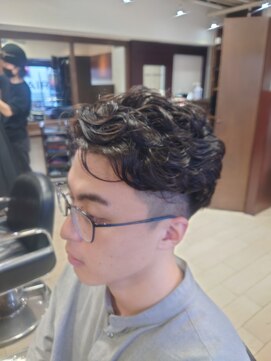 グルーマーズトウキョウ(GROOMER/S TOKYO) 【GROOMER/S 丸山】 ラルフカール パーマ スペインカール