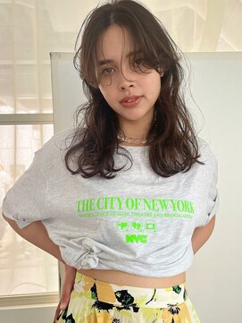 ローブ アオヤマ(LOAVE AOYAMA) ミディアムパーマ/グレージュ/レイヤーカット/２０代/３０代