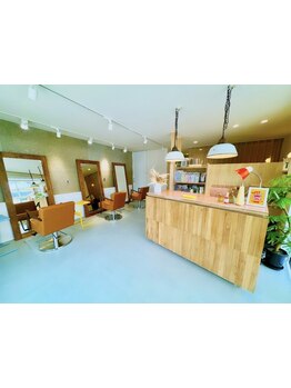 マンツーマン×安らげる空間にこだわった店内でリフレッシュ＊日々のお手入れがラクになるヘアをご提案