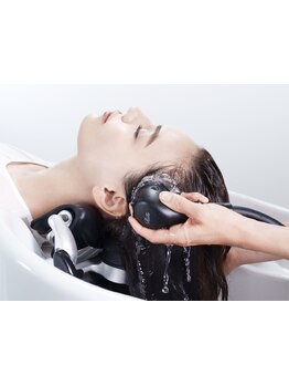 【ReFaウルトラファインバブルVEENA】特異な洗浄力と極上スパでワンランク上の仕上がりに♪【国立】