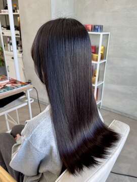 レヴィア(REVIA) 髪質改善トリートメント前髪カットレイヤーカット