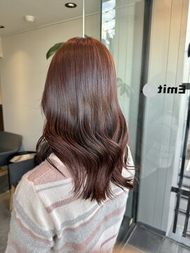 エミタス 柳通り(Emitas.) オレンジブラウン×ゆるウェーブロング