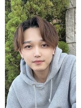 アクシアリミテッド(axia limited) 野村 俊太