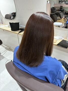 ミー 岡崎(mii) 髪質改善×チョコレートブラウン