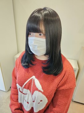 エメ(aimer) 黒髪×レイヤー