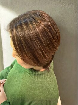 ビュート ヘアー ジョージ(Beaut Hair GEORGE)の写真/【卒入学期間限定ク-ポン】ボリュ-ム/白髪悩み解消!カット＋カラー＋立体感を出す白髪カバーメッシュ￥11550