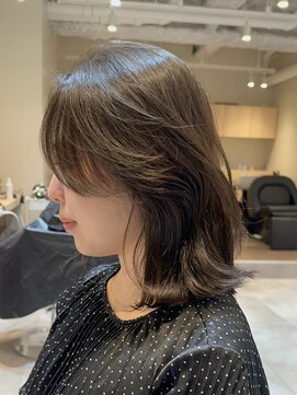 ザックジングウ 表参道(ZACC JINGU) かきあげ前髪/レイヤーカット/グレージュ