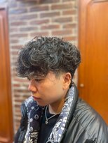 ミリオンバックス 御徒町店(Million Backs) 御徒町/刈り上げセンターパート/波巻きツイストスパイラル