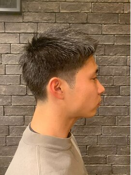 グリーディーフォックス 代々木(Greedy FOX) かき上げヘア/サイドパート/韓国マッシュ/フェードカット/代々木