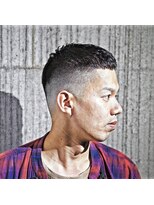 モイ(moy)&nbsp;フェードカット バーバースタイル スキンフェード〔浅草/上野〕