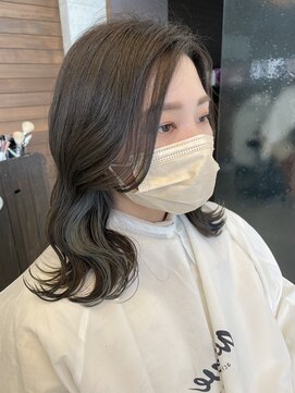 アチーブ ヘア デザイン(achieve hair design) くびれウェーブ 暗髪ブラウン+アッシュグレイインナーカラー