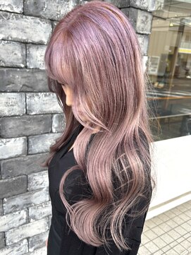 ラヴィエール(LAVIERE by R-EVOLUT) 大人シアーピンクブラウンダブルカラーレイヤーカット柏/柏駅
