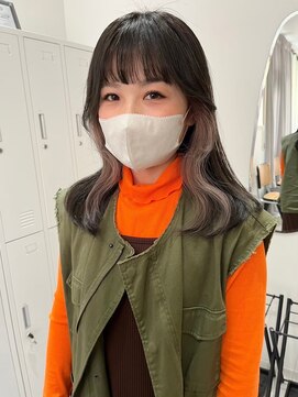 ジーナ セントラル銀座(Zina) ペールベージュ＊インナーカラー＊セミロング【ZinaCENTRAL】